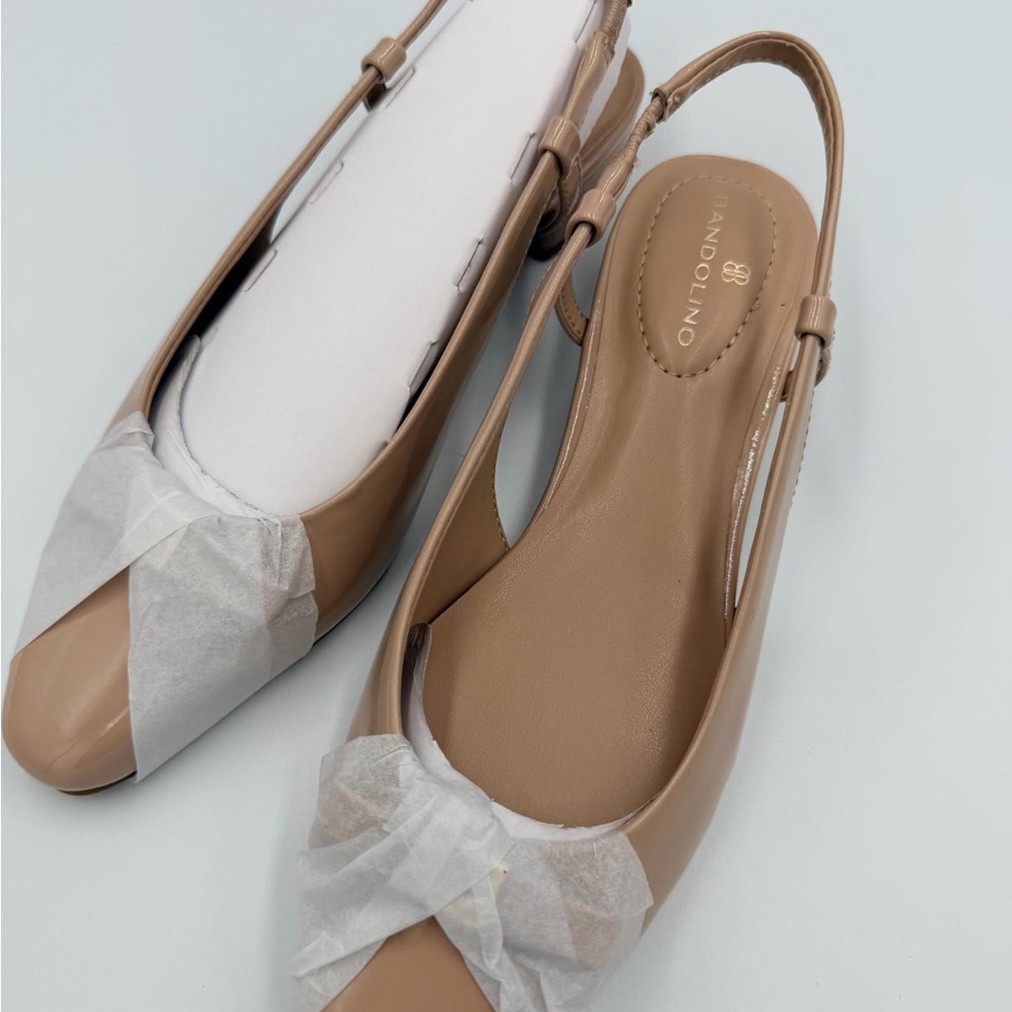 Bandolino Women's Beige Slingback Heels