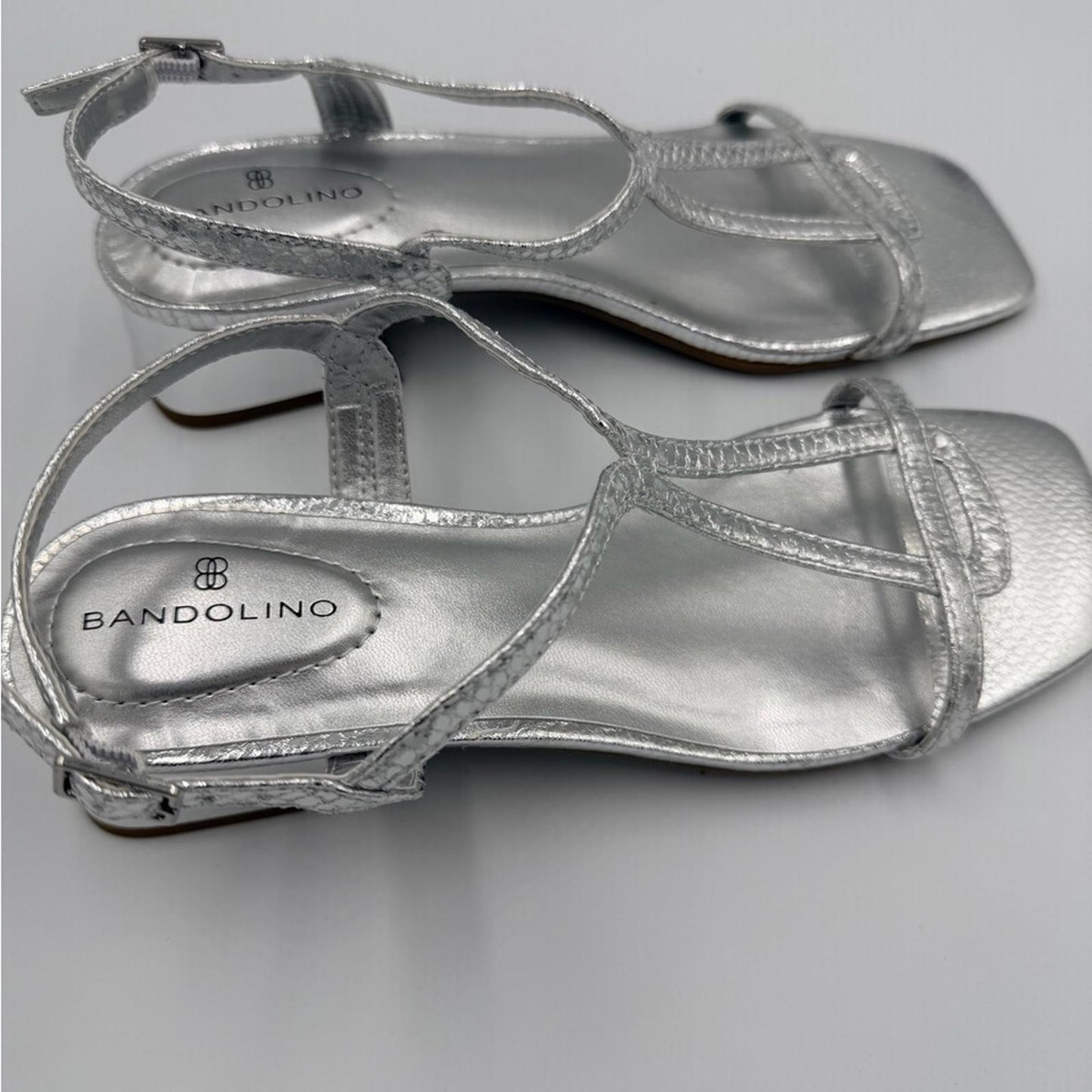 Bandolino Women's Metallic Silver Sandals