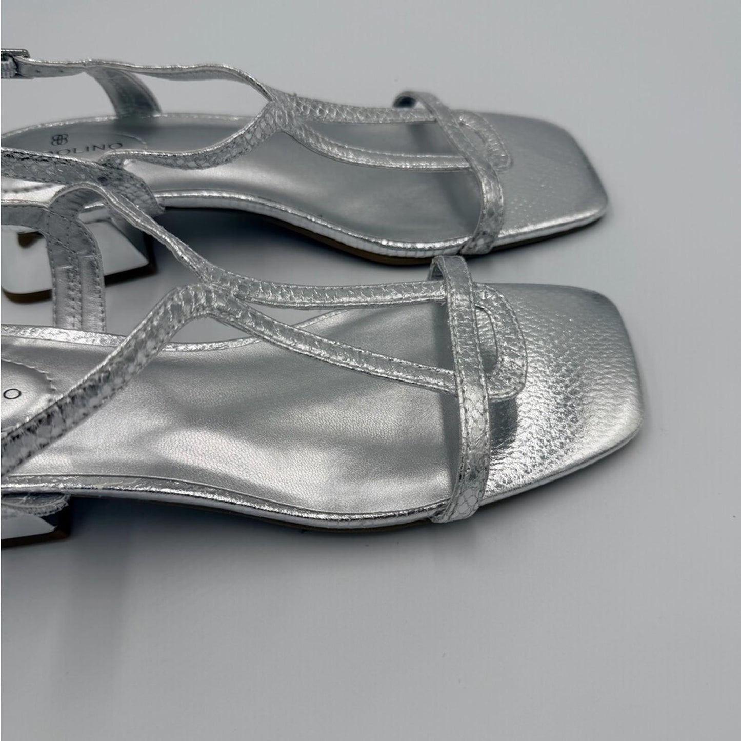 Bandolino Women's Metallic Silver Sandals