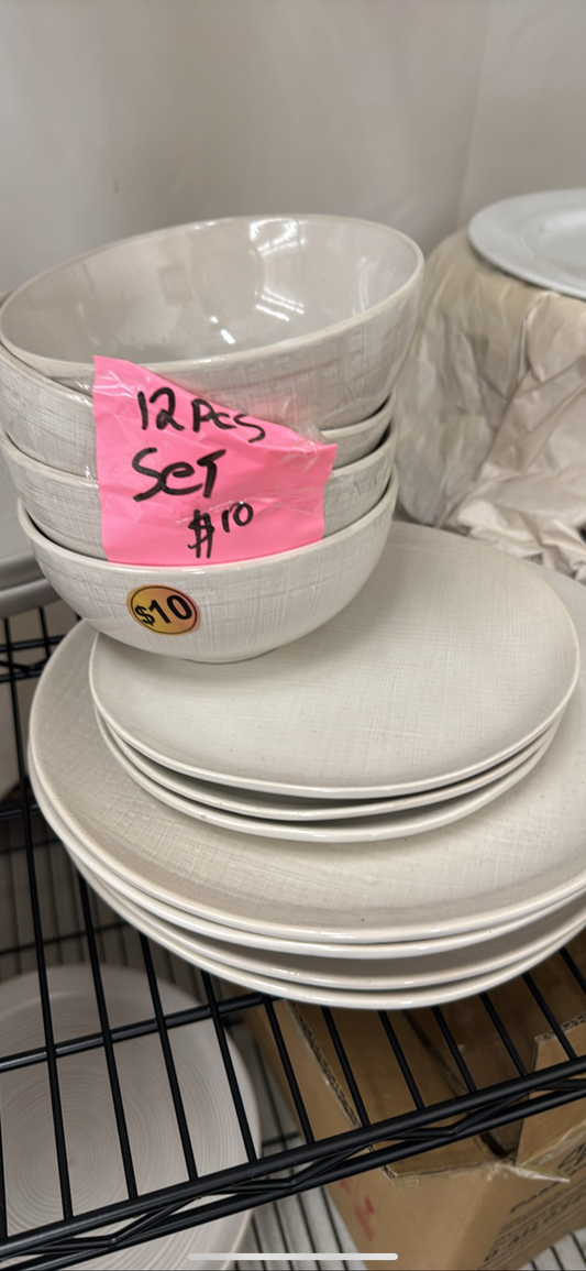 12 pcs dish set new