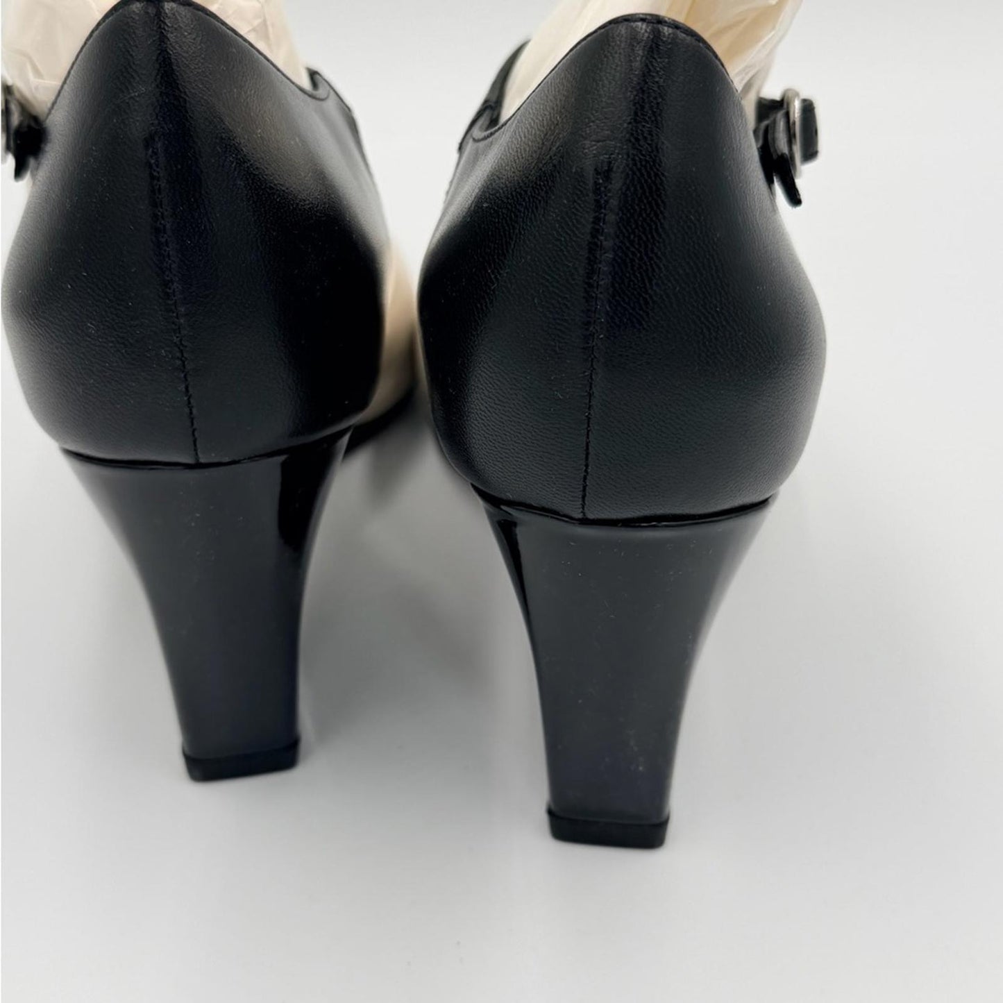 Aquatalia Black and Cream Wedges