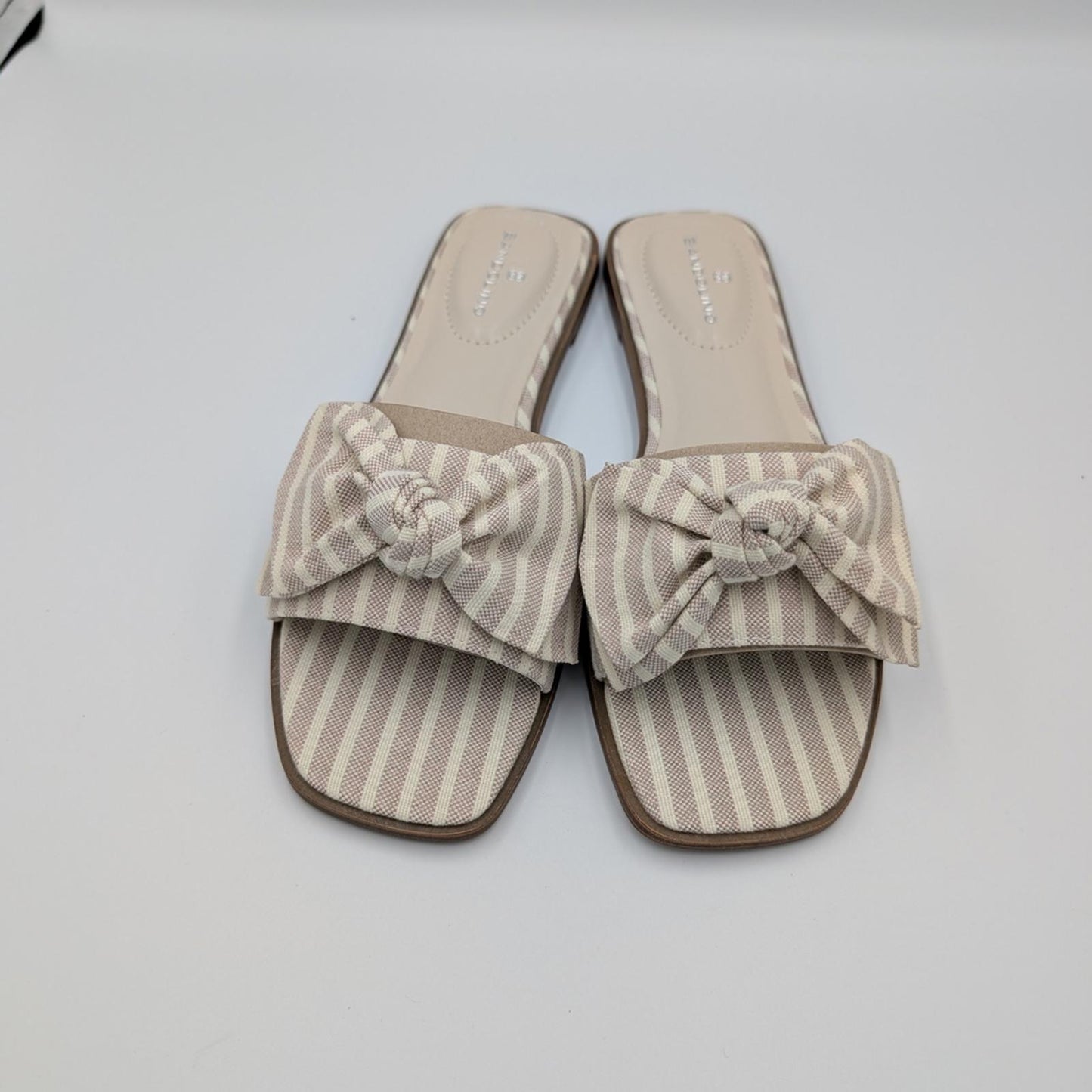 Bandolino Beige Striped Bow Sandals