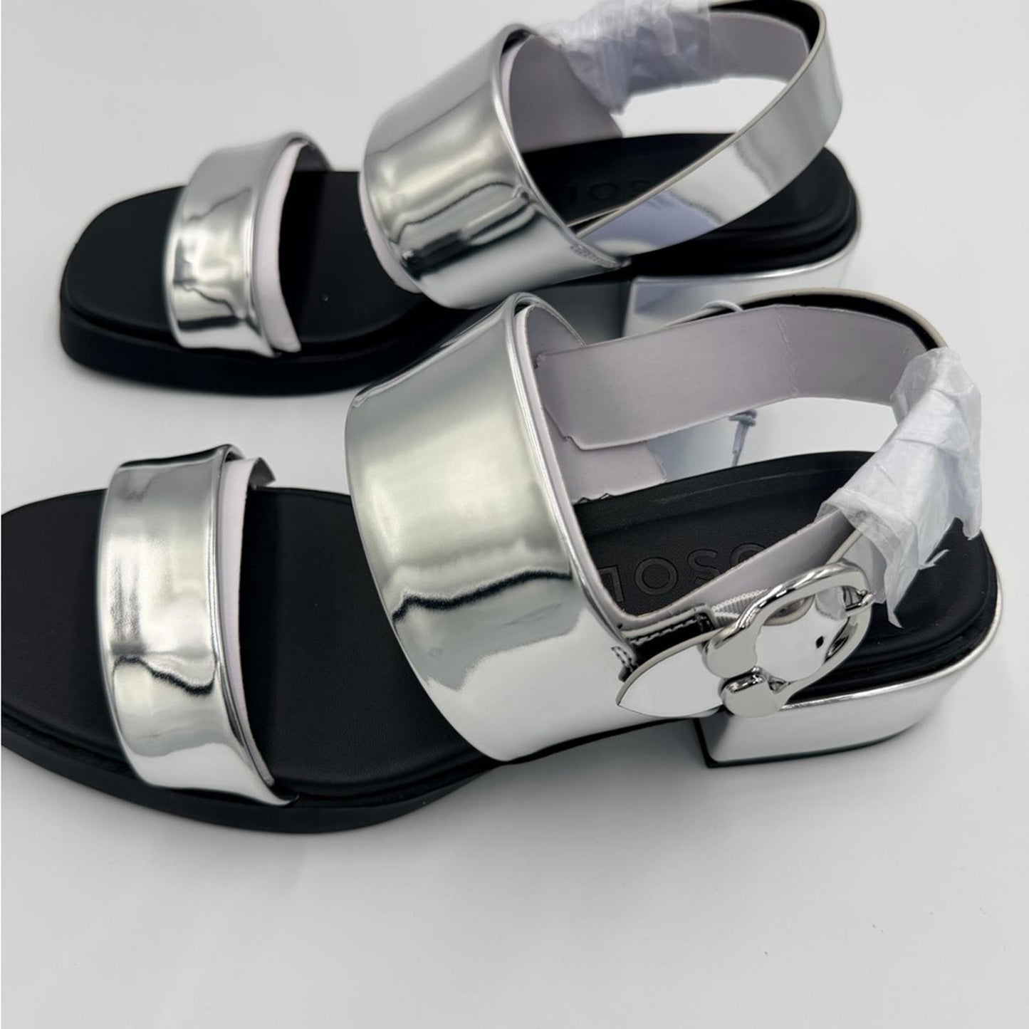 AEROSOLES Metallic Silver and Black Sandals